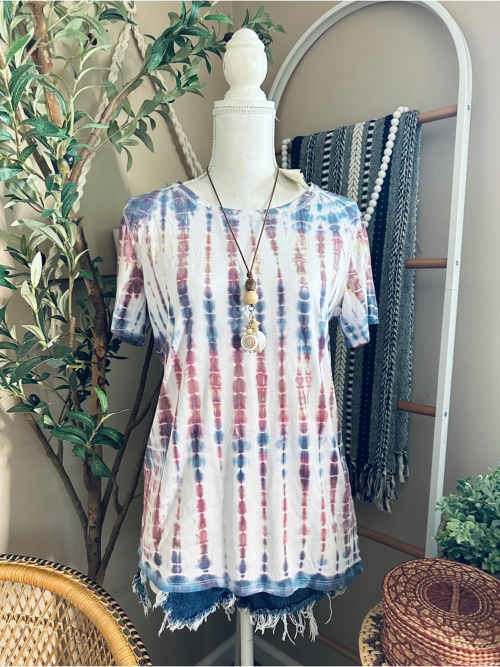 NWT Mystree Boutique Tie Dye Top Small | Boho Cotton Tee Blue Pink Relaxed Fit
